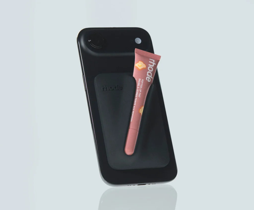 Snap-on lip case - Alemur