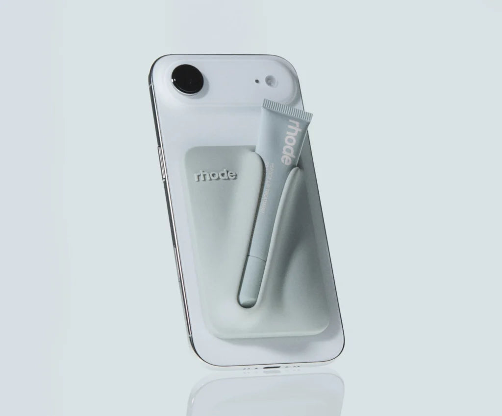 Snap-on lip case - Alemur